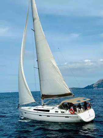 Bavaria 51 pod żaglami